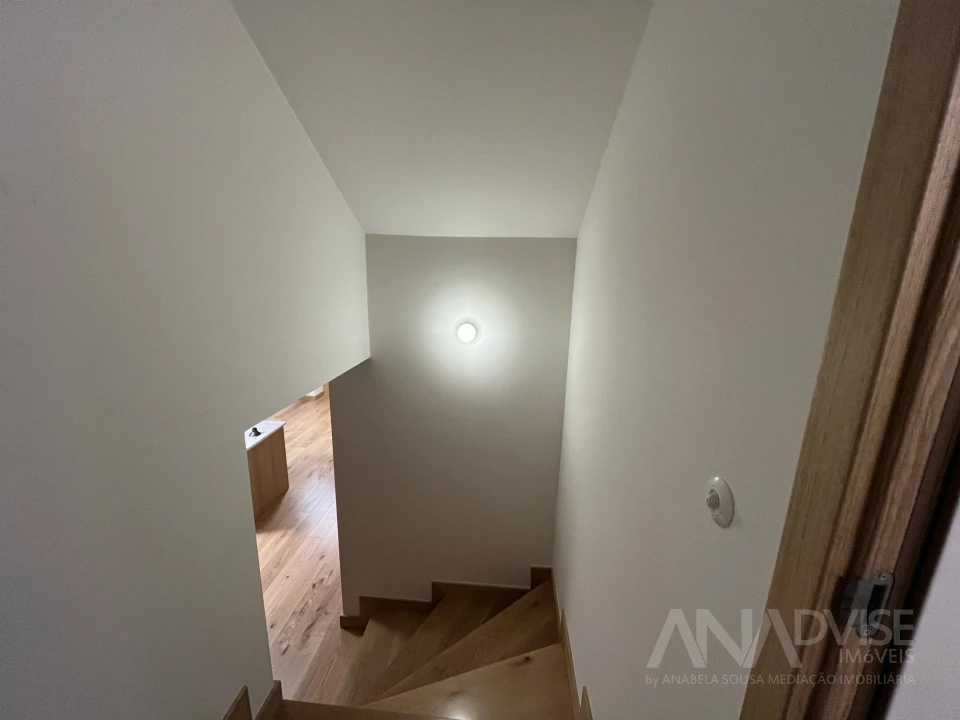 Apartamento T1 para Arrendamento em Viseu Foto 4