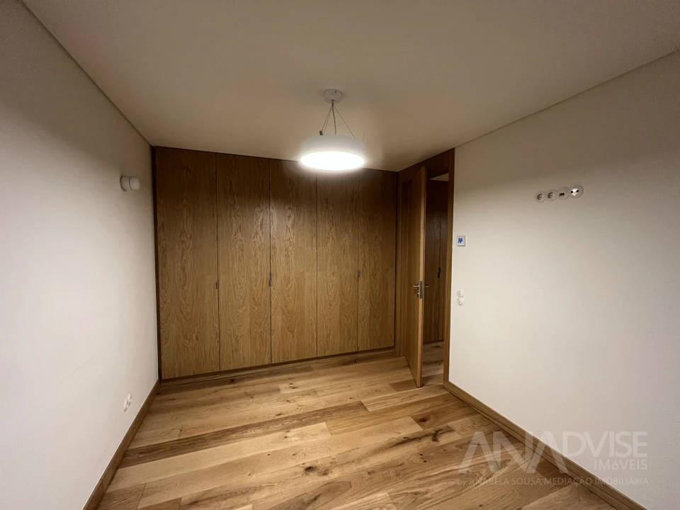 Apartamento T1 para Arrendamento em Viseu Foto 6