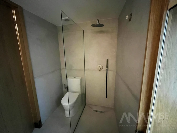 Apartamento T1 para Arrendamento em Viseu Foto 8
