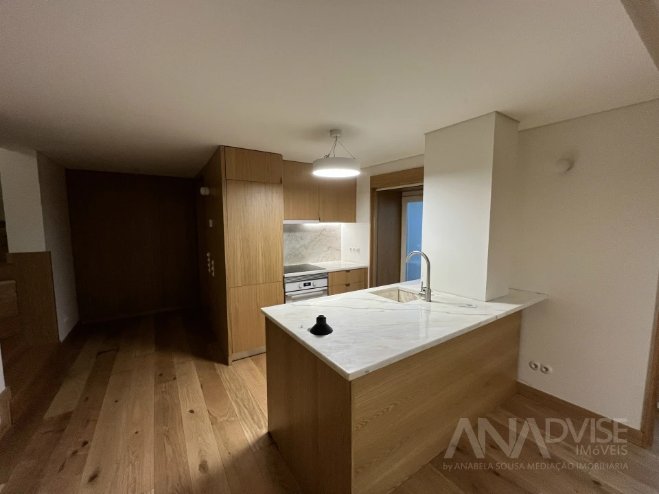 Apartamento T1 para Arrendamento em Viseu Foto 2
