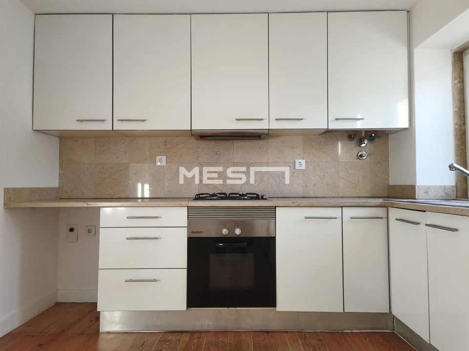 Apartamento T3 para Venda em Santa Maria Maior Foto 4