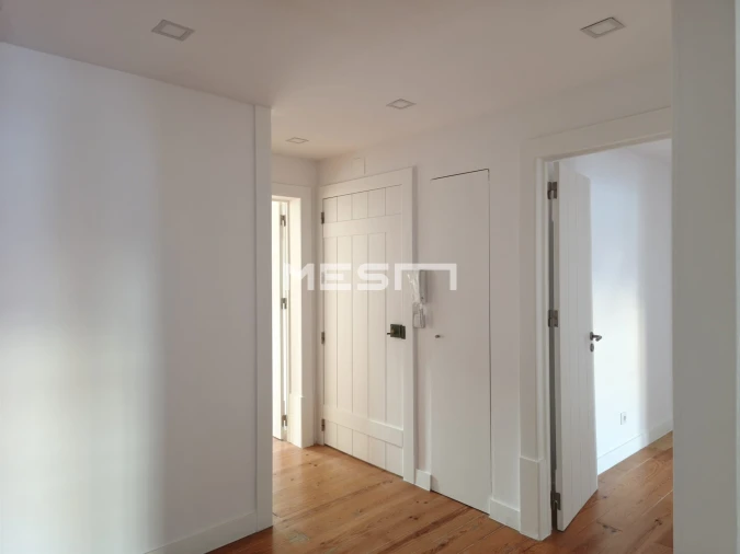 Apartamento T3 para Venda em Santa Maria Maior Foto 2