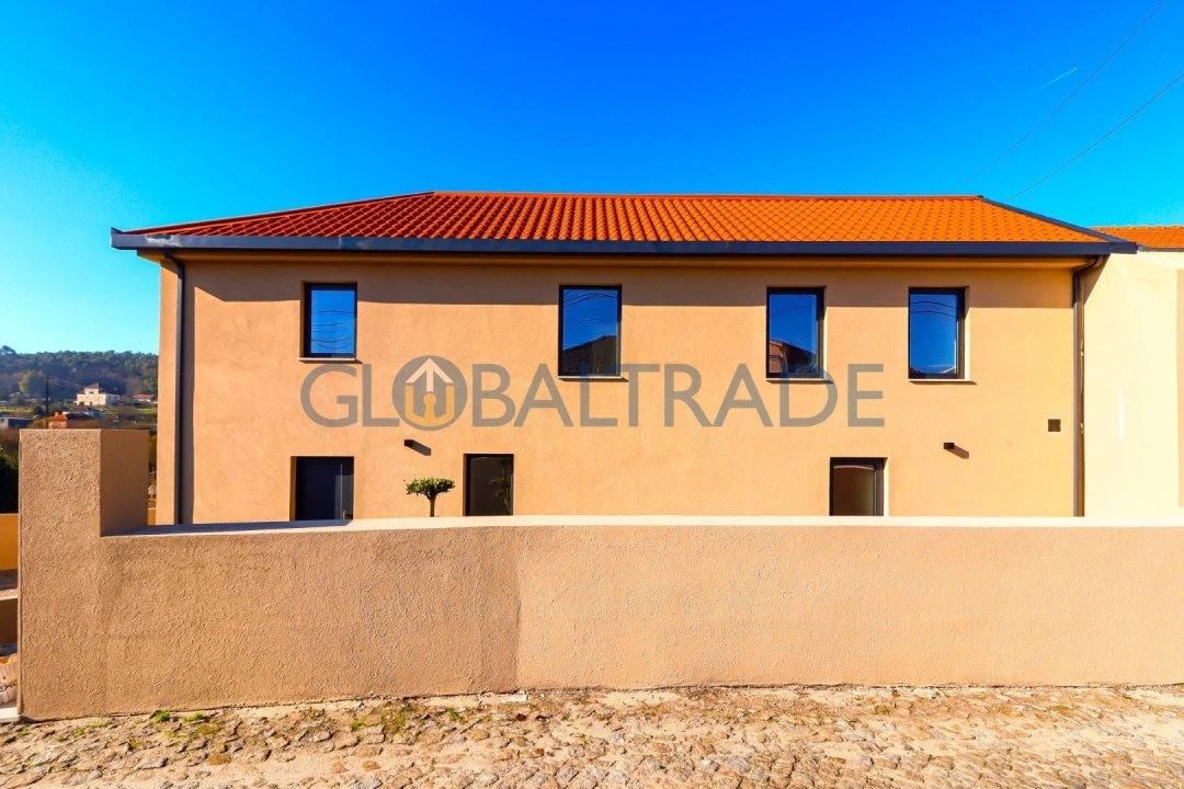 Moradia T3 para Venda em Frazão Arreigada Foto 2