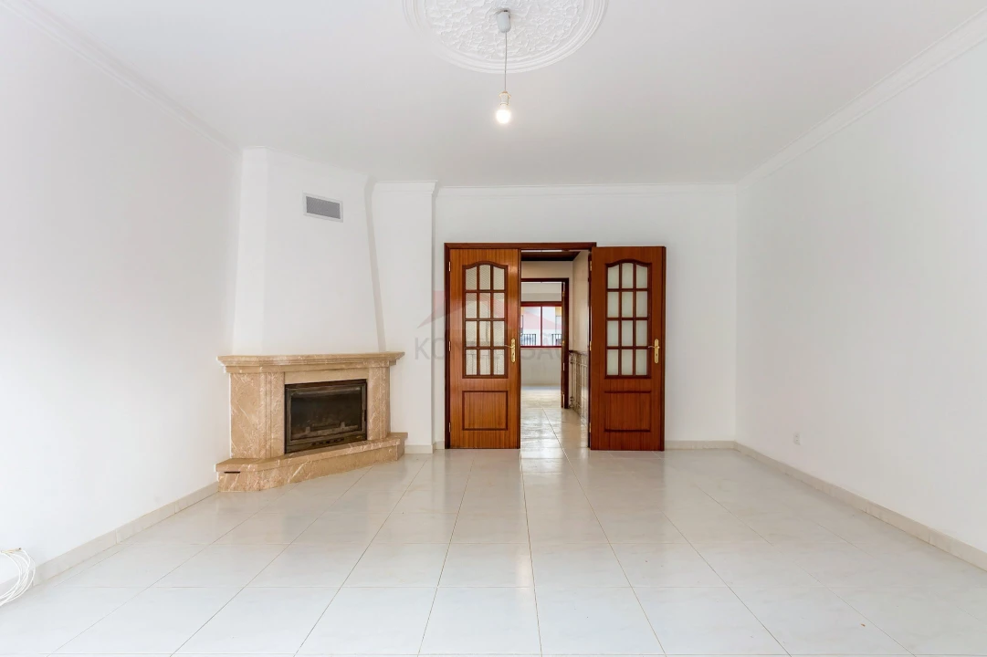 Apartamento T3 para Venda em Carregado e Cadafais Foto 6