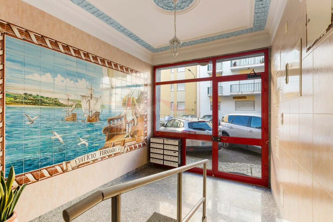 Apartamento T3 para Venda em Carregado e Cadafais Foto 20