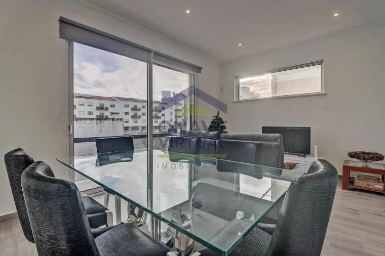 Apartamento T3 para Venda em Bombarral e Vale Covo Foto 11