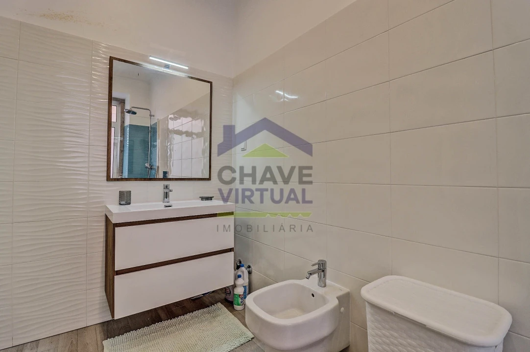 Apartamento T3 para Venda em Bombarral e Vale Covo Foto 19