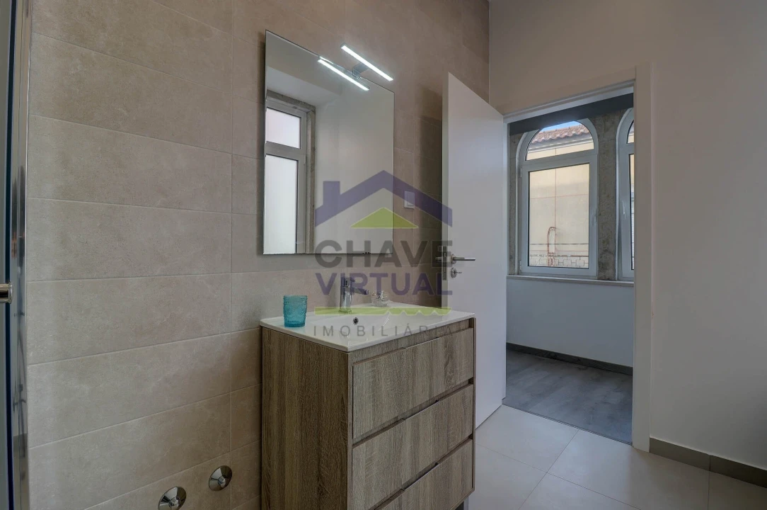 Apartamento T3 para Venda em Bombarral e Vale Covo Foto 7