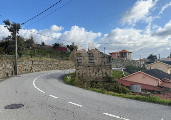 Moradia T3 para Venda em Abação e Gémeos