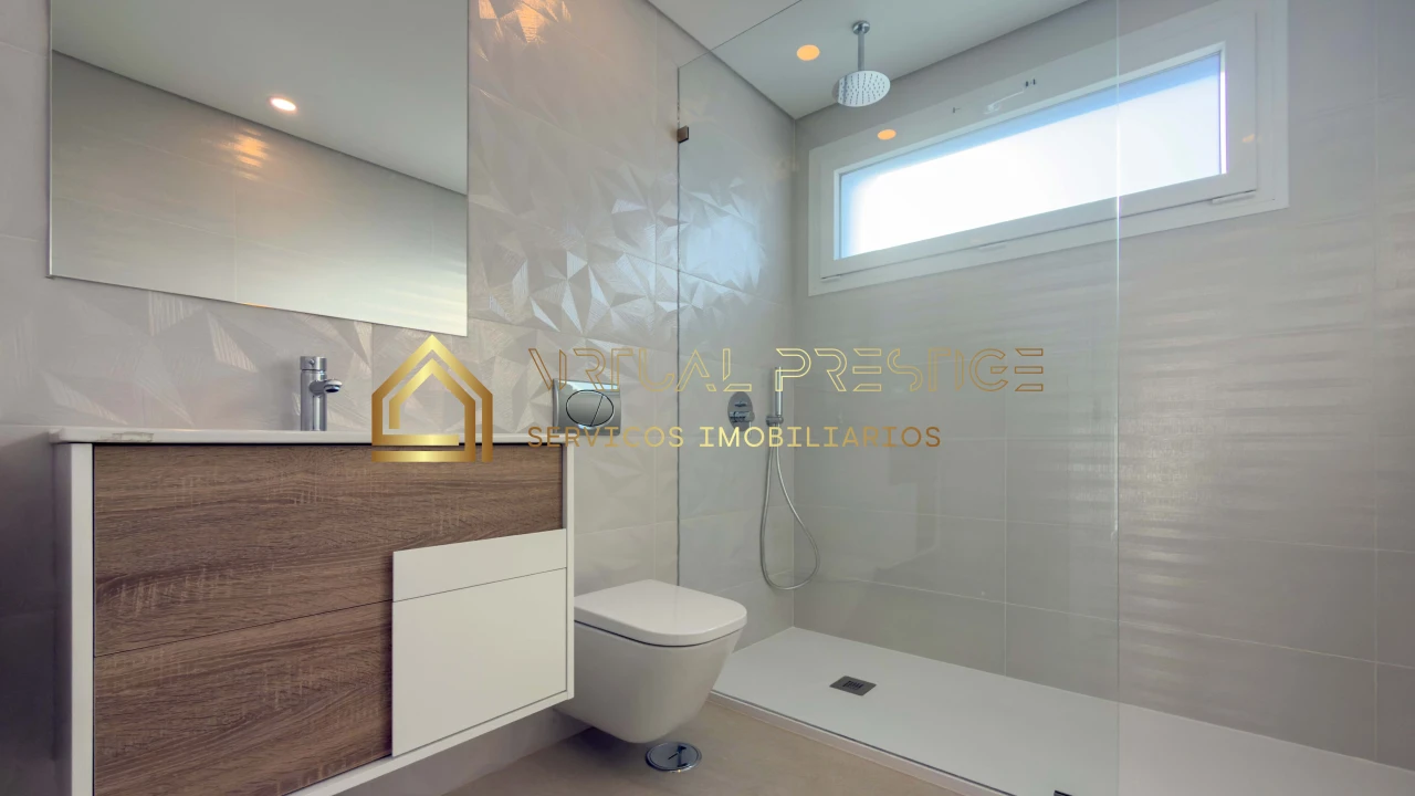 Moradia T4 para Venda em Charneca de Caparica e Sobreda Foto 17