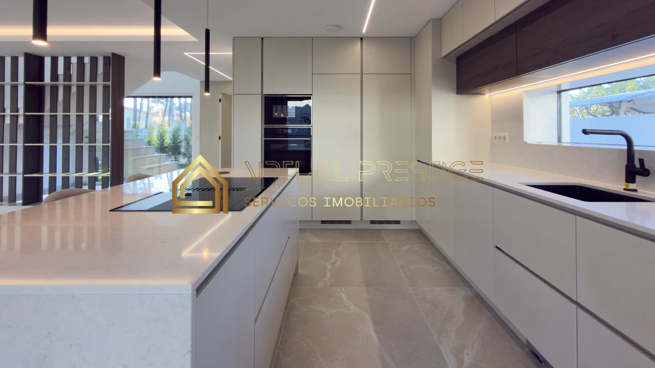 Moradia T3 para Venda em Charneca de Caparica e Sobreda Foto 5