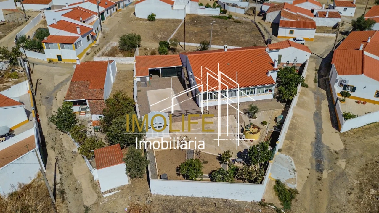 Moradia T4 para Venda em Santana de Cambas Foto 5