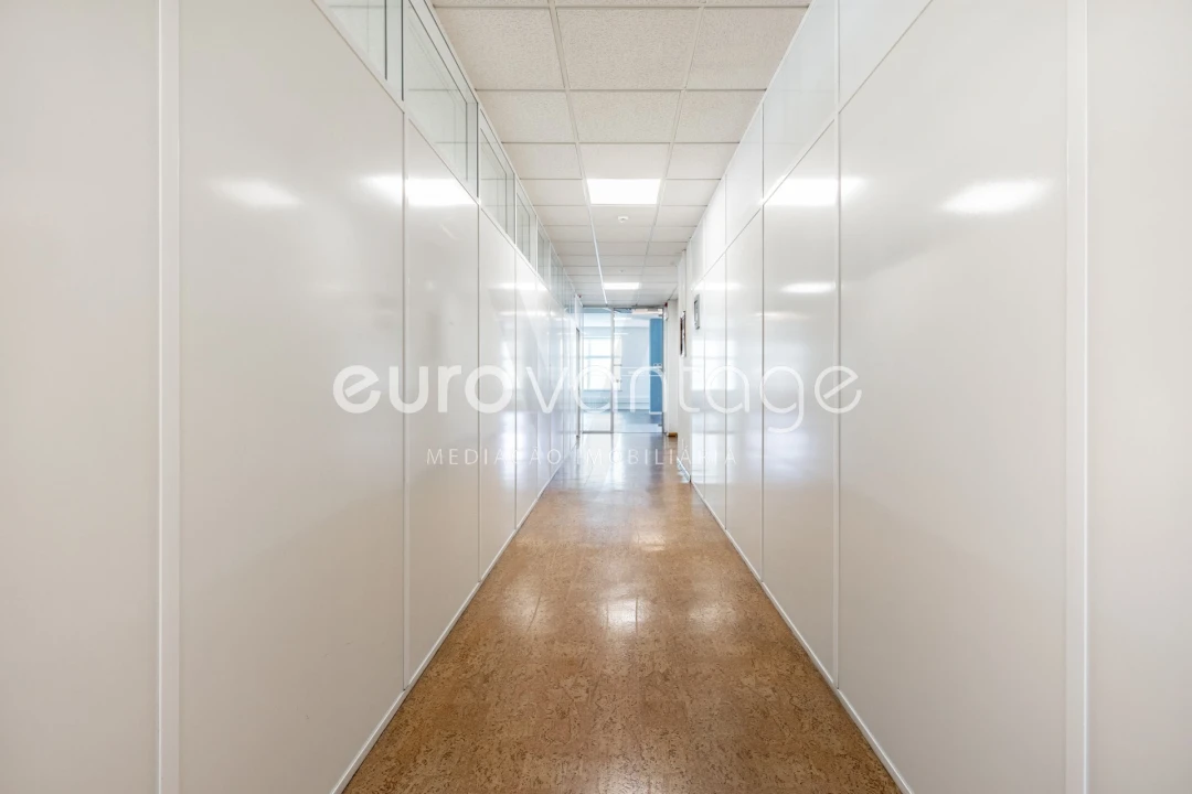 Armazém para Venda em Marrazes e Barosa Foto 14