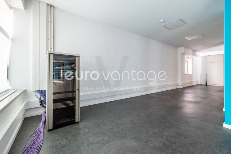 Armazém para Venda em Marrazes e Barosa Foto 4