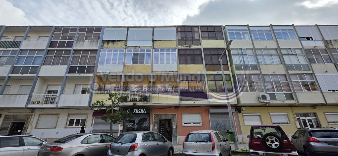 Apartamento T3 para Venda em Alverca do Ribatejo e Sobralinho Foto 18