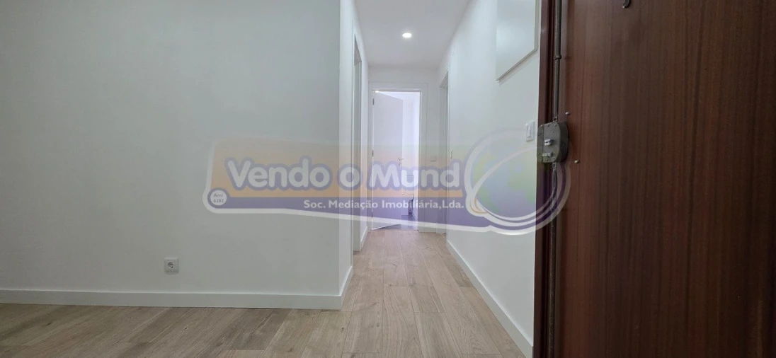 Apartamento T3 para Venda em Alverca do Ribatejo e Sobralinho Foto 17