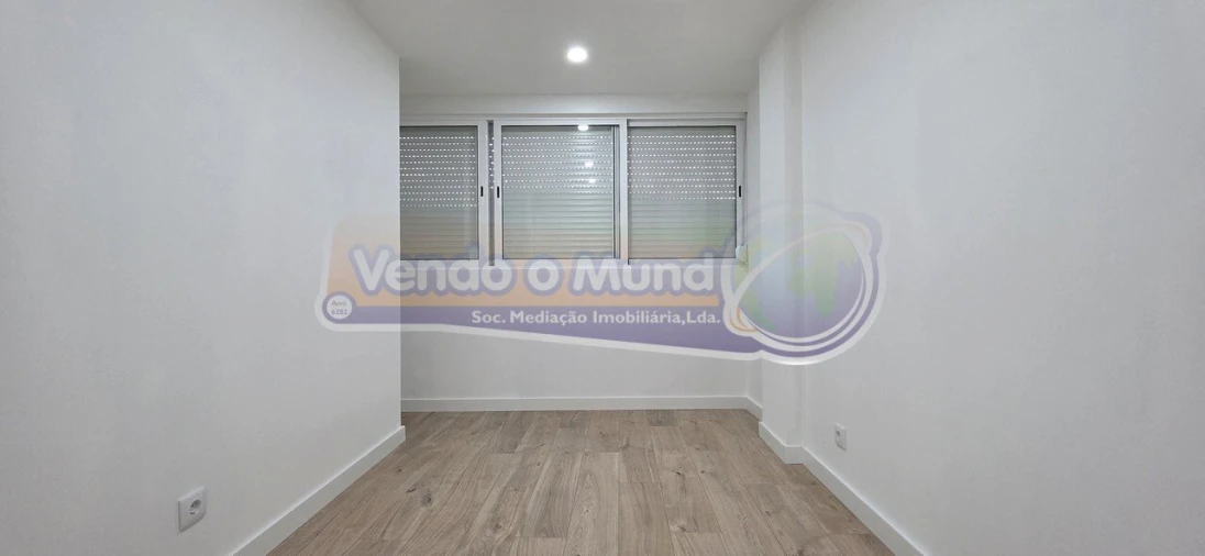 Apartamento T3 para Venda em Alverca do Ribatejo e Sobralinho Foto 5