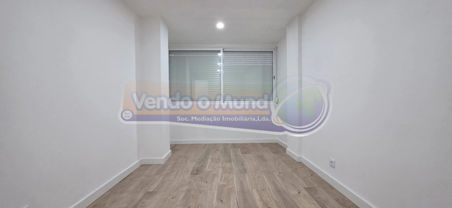 Apartamento T3 para Venda em Alverca do Ribatejo e Sobralinho Foto 6