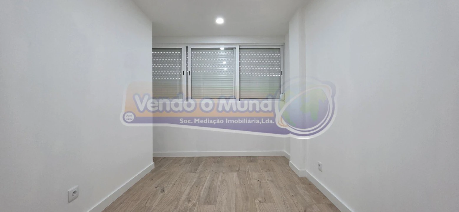 Apartamento T3 para Venda em Alverca do Ribatejo e Sobralinho Foto 5
