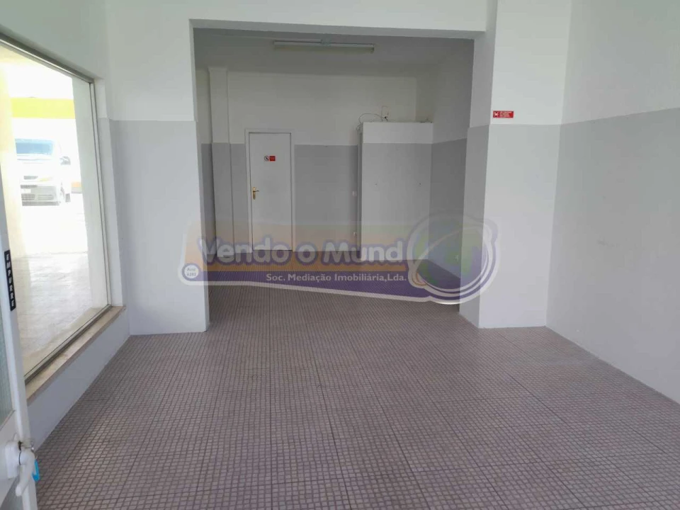 Loja para Venda em Salvaterra de Magos e Foros de Salvaterra Foto 3