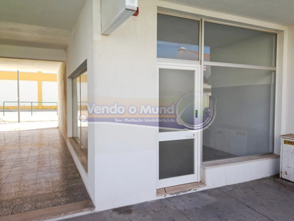 Loja para Venda em Salvaterra de Magos e Foros de Salvaterra Foto 1