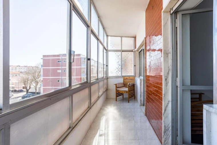 Apartamento T2 para Venda em Rio de Mouro Foto 14