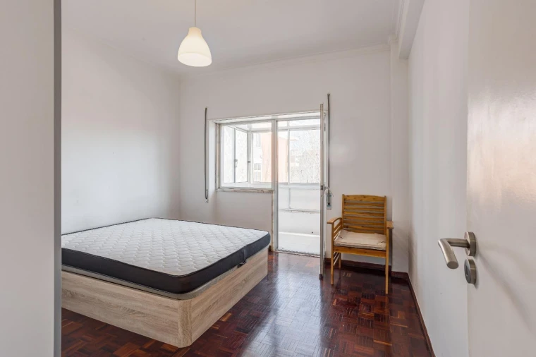 Apartamento T2 para Venda em Rio de Mouro Foto 15