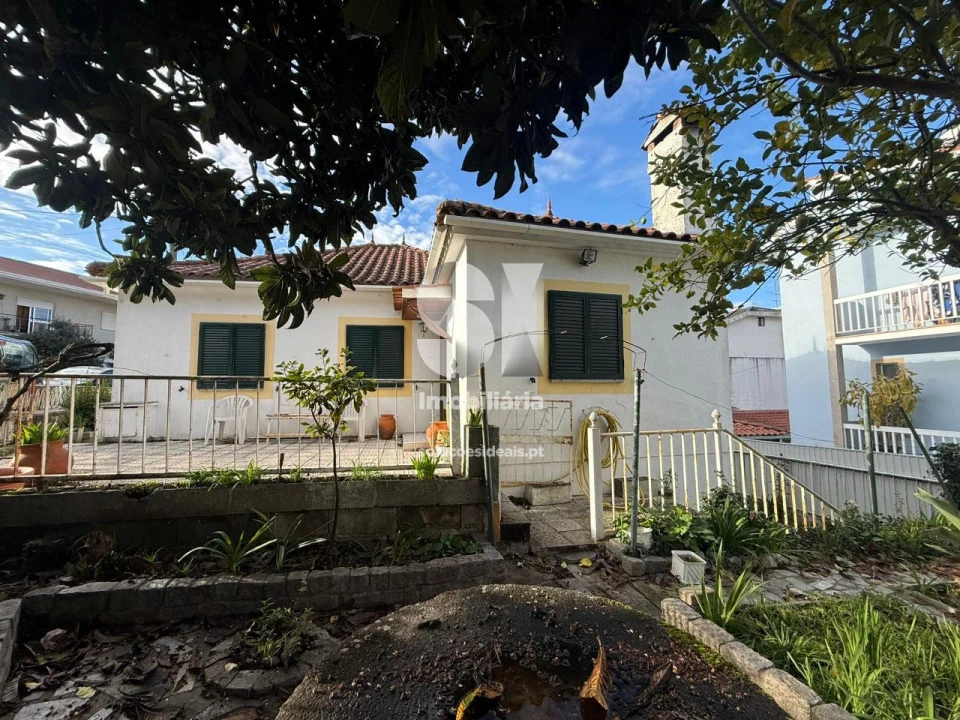 Moradia T3 para Venda em Repeses e São Salvador Foto 1