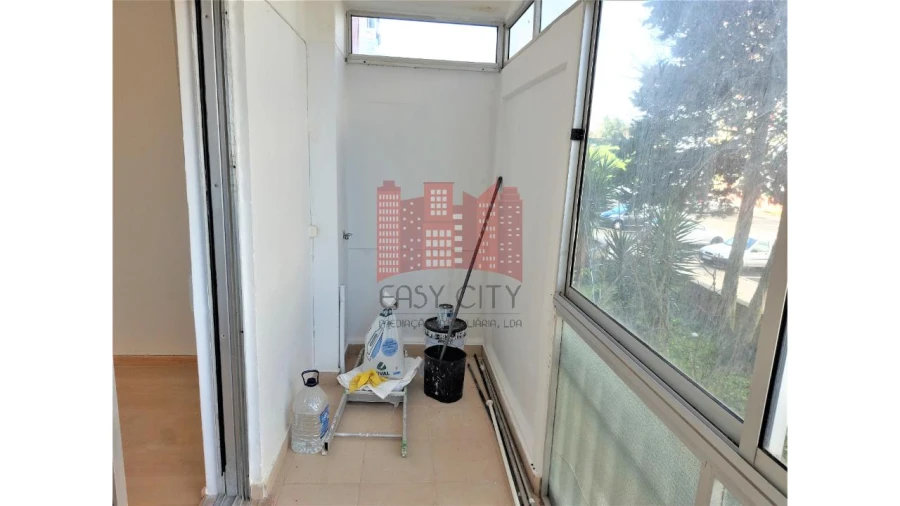 Apartamento T1 para Venda em Massamá e Monte Abraão Foto 14