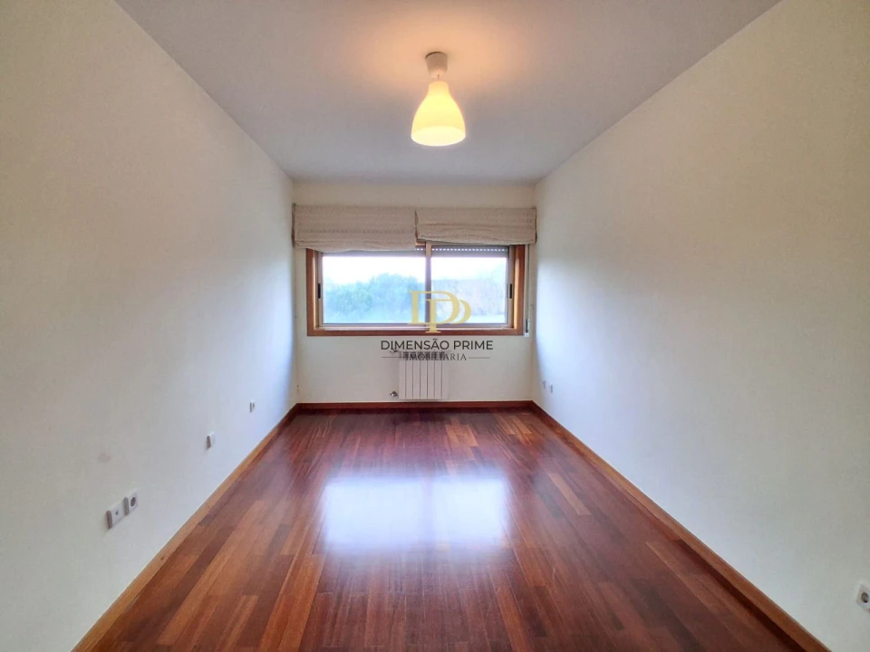 Apartamento T1 para Arrendamento em Pedrouços Foto 5