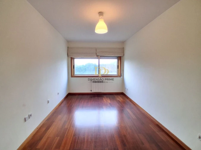 Apartamento T1 para Arrendamento em Pedrouços Foto 5