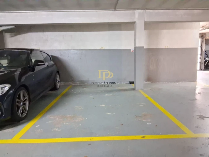 Apartamento T1 para Arrendamento em Pedrouços Foto 25