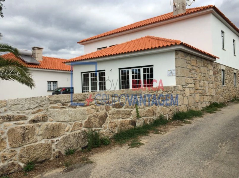 Quinta T10 para Venda em Barbeita Foto 1