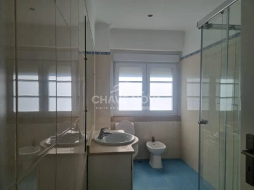 Apartamento T1 para Arrendamento em Avenidas Novas