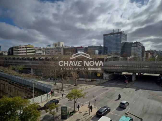 Apartamento T1 para Arrendamento em Avenidas Novas Foto 18