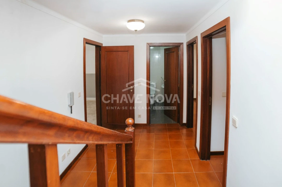 Moradia T4 para Arrendamento em Ferreiros e Gondizalves Foto 6