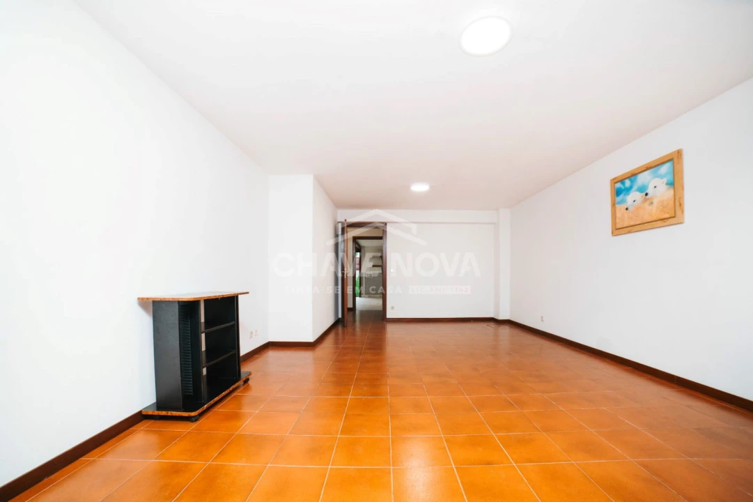 Moradia T4 para Arrendamento em Ferreiros e Gondizalves Foto 10