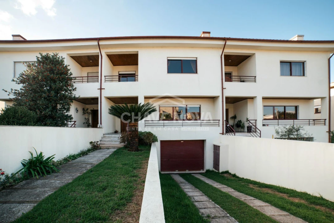 Moradia T4 para Arrendamento em Ferreiros e Gondizalves Foto 23