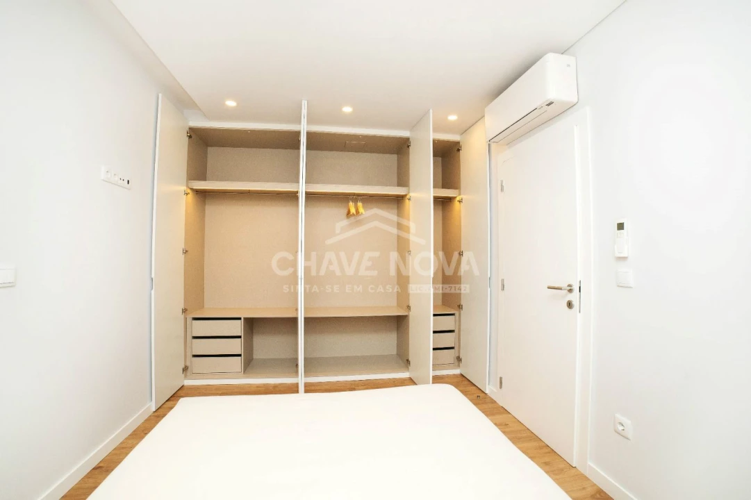 Apartamento T2 para Arrendamento em São Vitor (Braga) Foto 6