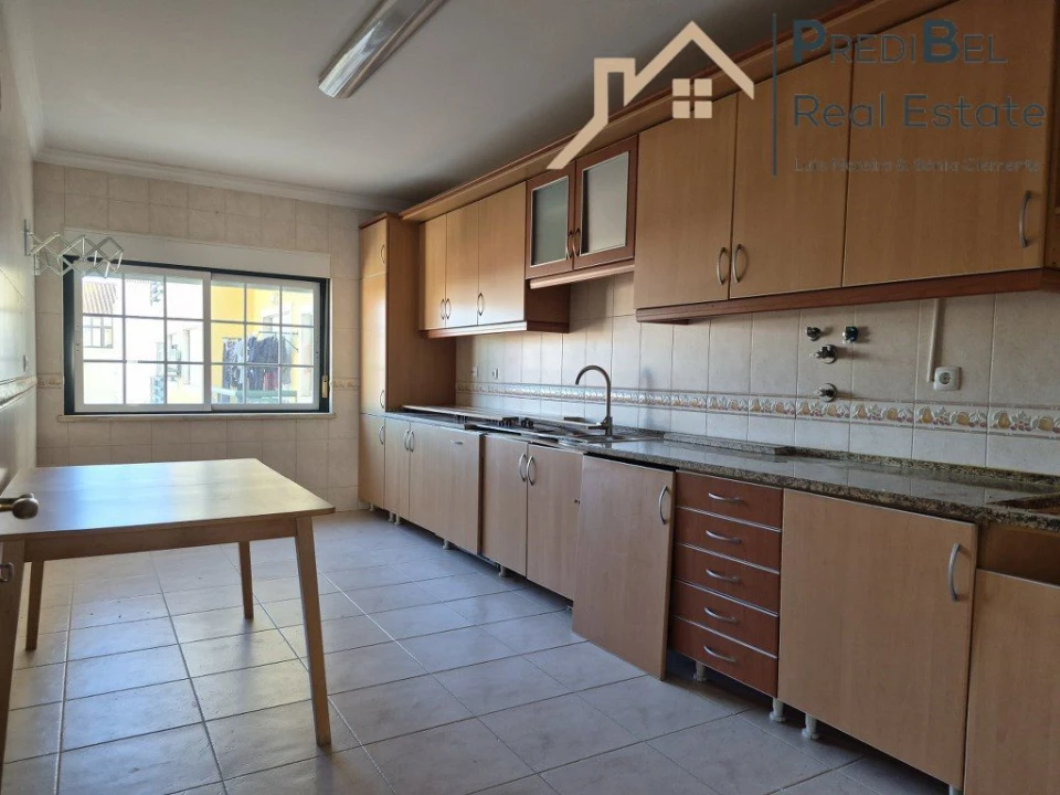 Apartamento T3 para Venda em Pinhal Novo Foto 4