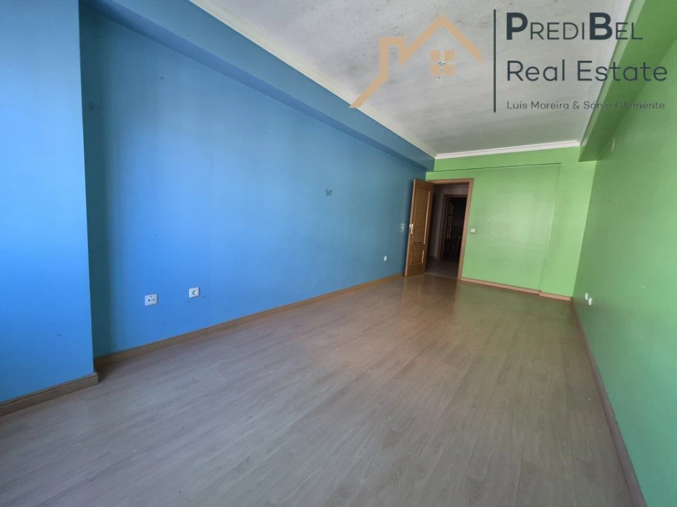 Apartamento T3 para Venda em Pinhal Novo Foto 12