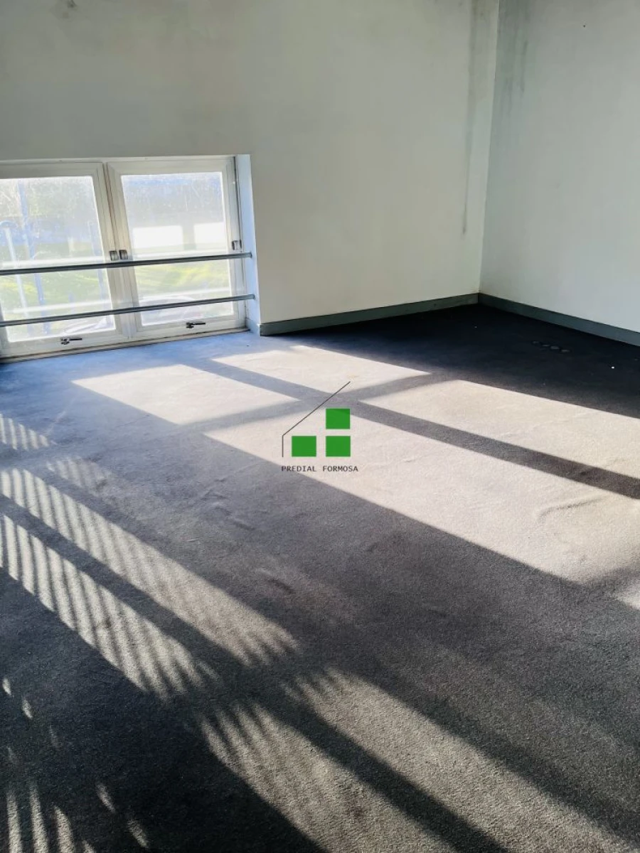 Loja para Arrendamento em Matosinhos e Leça da Palmeira Foto 12