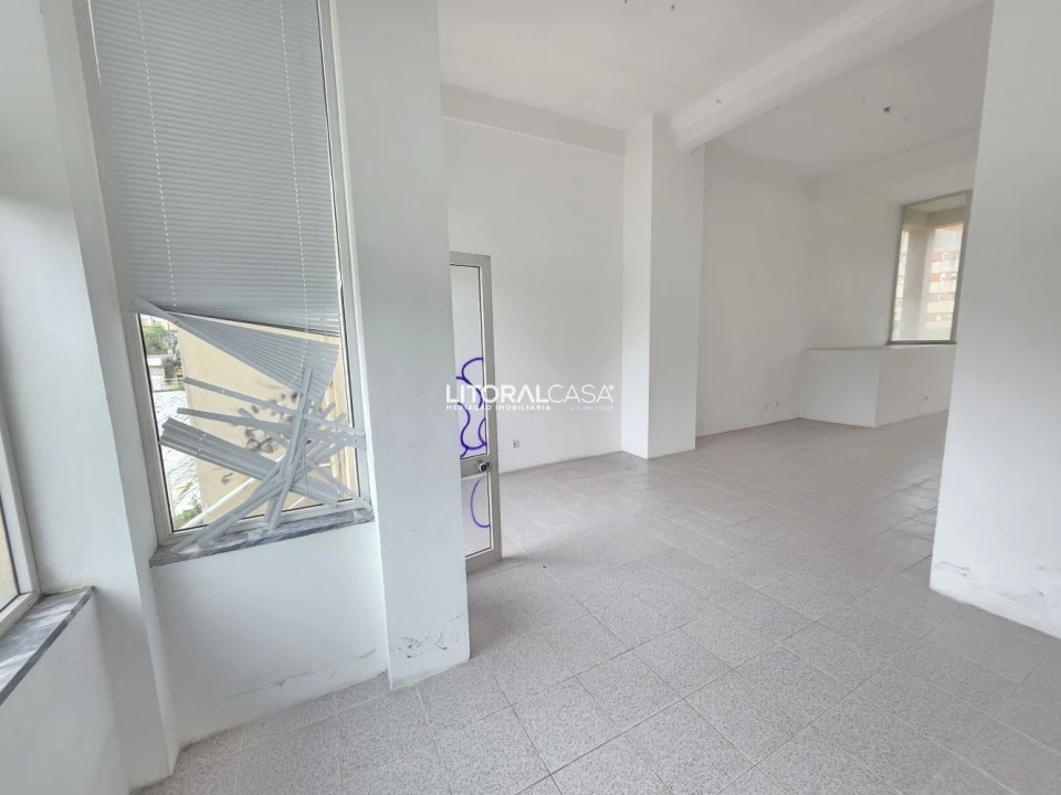 Loja para Venda em Esgueira Foto 7