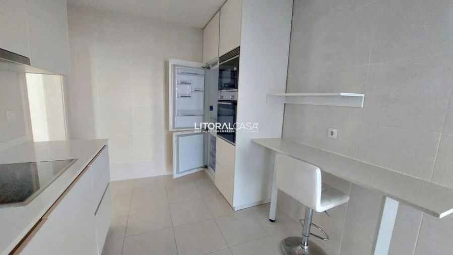 Apartamento T2 para Venda em Esgueira Foto 6