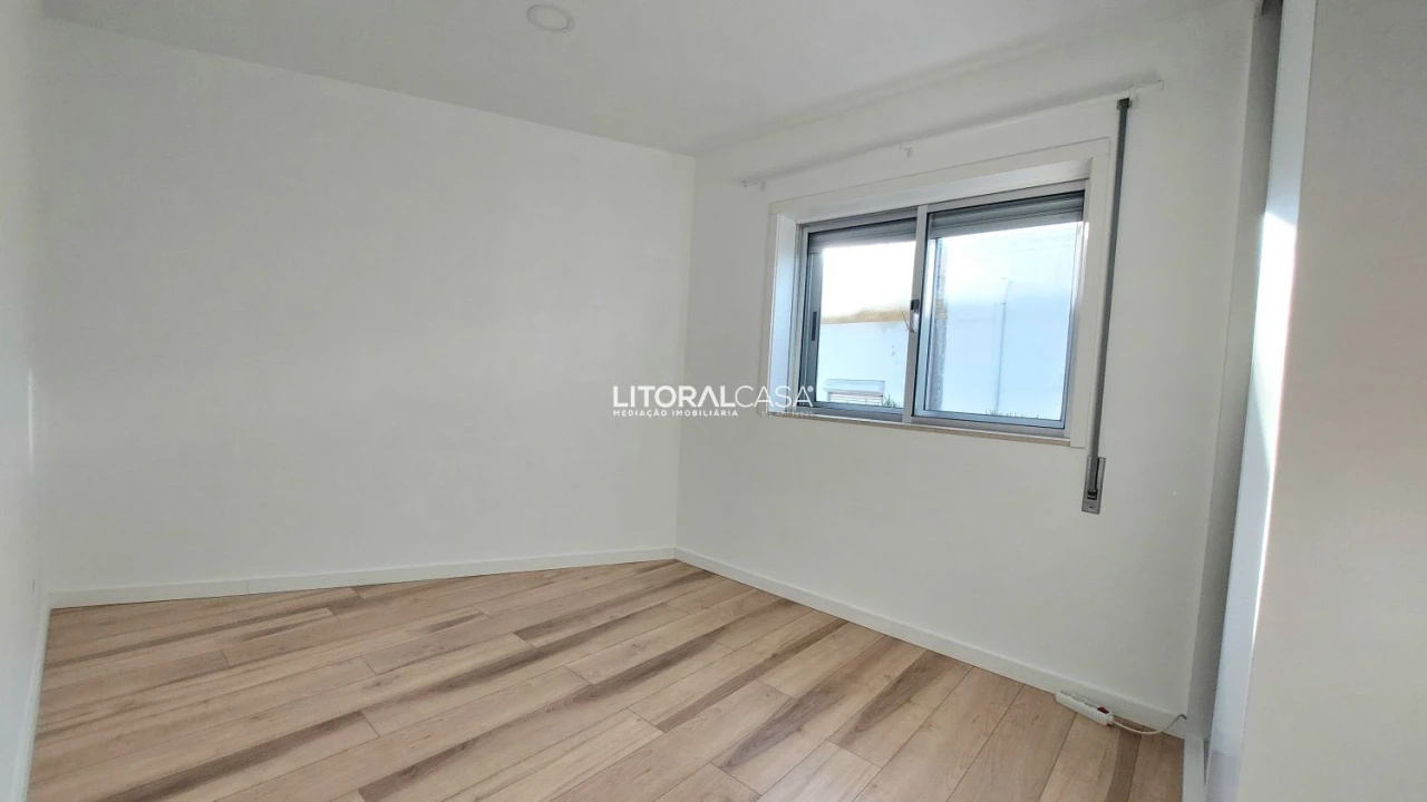 Apartamento T2 para Venda em Esgueira Foto 11