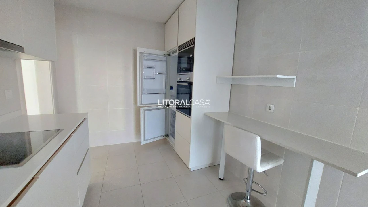 Apartamento T2 para Venda em Esgueira Foto 6
