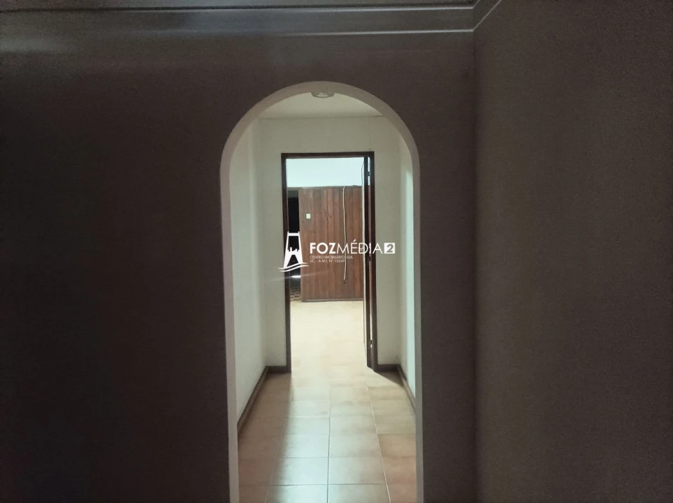 Moradia T5 para Venda em Vilamar e Corticeiro de Cima Foto 13