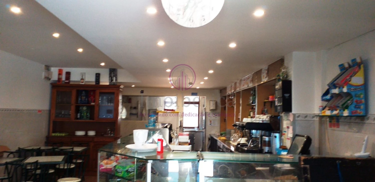 Loja para Venda em Algueirão-Mem Martins Foto 16