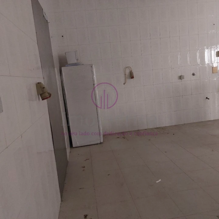 Loja para Venda em São Domingos de Rana Foto 32