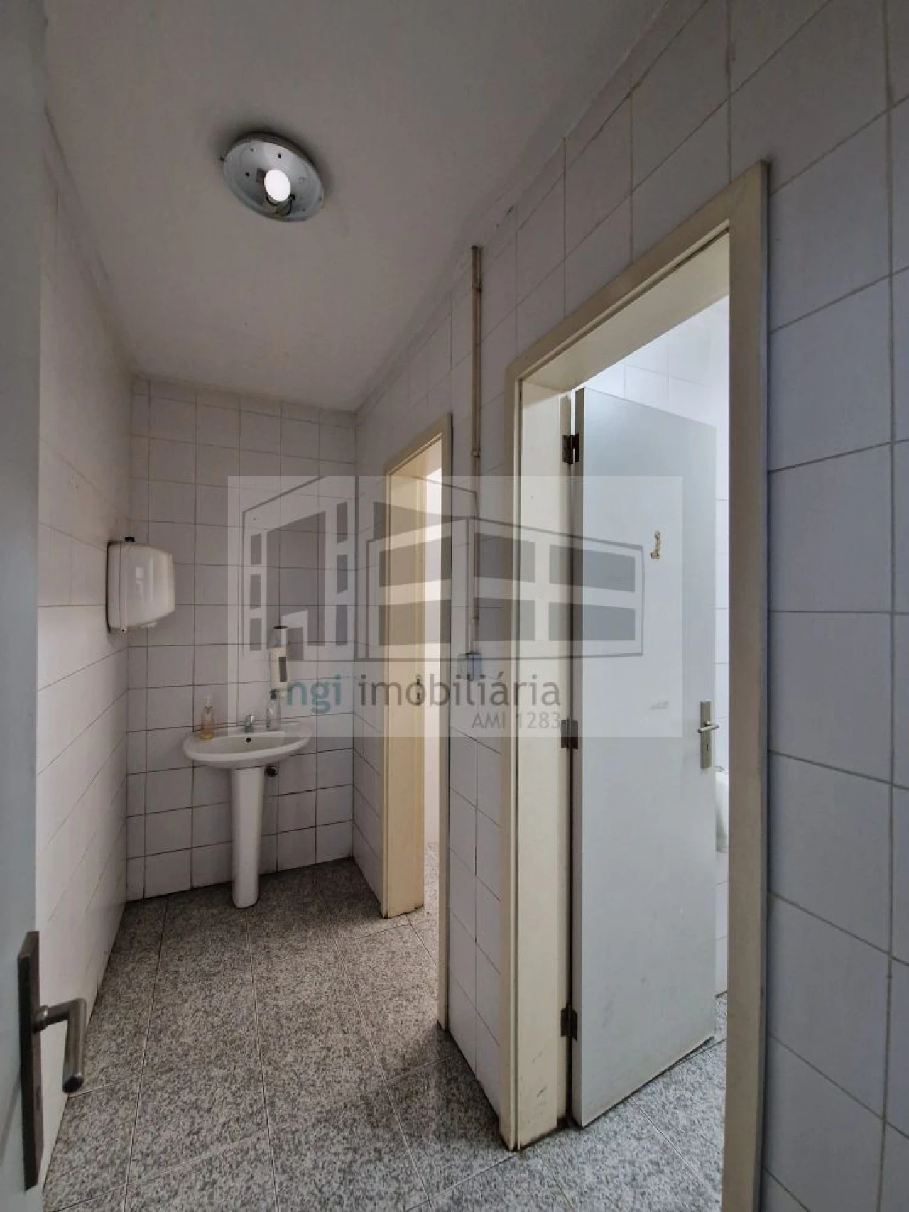 Loja para Arrendamento em Quinta do Anjo Foto 7